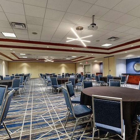 Hilton Garden Inn Indianapolis Airport Plainfield Buitenkant foto